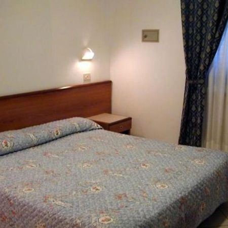 Hotel Astoria Viareggio Exteriör bild
